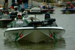 Pro Darrel Robertson and co-angler Pam Wood lead the charge onto Lake Murray for Friday