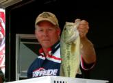 Pro Bobby Lanham of Scottsdale, Ariz., rebounded with the biggest stringer of the top 20 on day two - 14 pounds, 6 ounces - and placed fourth in the opening round with a total weight of 26-1.