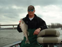 Trying time: Jeff Manz, a top-20 finisher in 2003, with a sauger on a jig.