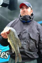 Jason Leuenberger of La Crosse, Wis., netted an impressive two-day catch of 23 pounds, 3 ounces to finish today