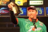 Pro J.T. Kenney of Frostburg, Md., used a 6-pound, 5-ounce catch to tie for third place heading into the finals.