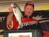 Pro Craig Powers of Rockwood, Tenn., caught a final-round total of 10 bass weighing 27 pounds, 14 ounces to win the EverStart Series Northeast Division event on Kerr Lake.