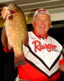 Pro Steve Clapper of Lima, Ohio, placed fourth in the EverStart Northern on the Detroit River with nine bass weighing 35 pounds, 3 ounces, worth $7,650.