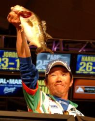 Shinichi Fukae's 14-pound, 1-ounce limit Saturday coupled with the 14-8 stringer he caught Friday proved to be the steadiest pair of limits in the finals.