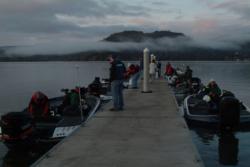 Anglers make plenty of last-minute preparations at the Redbud marina before takeoff.