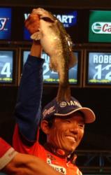 The five spotted bass that Shinichi Fukae weighed in amounted to the heaviest limit of the day, 9-13, and he won the tournament with a two-day weight of 21-0.