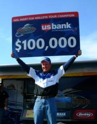 For his efforts, Jeff Ryan took home a first-place check for $100,000.