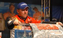 Kellogg's pro Dave Lefebre sits in fourth place after day three with 6 pounds, 8 ounces.