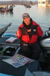 Barry Wilson arranges his tackle during a 2007 EverStart Series event on Lake Eufaula.