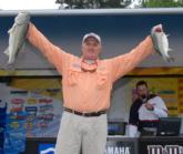Howard Hammonds of Portersville, Pa., leads the Co-angler Division of the Stren Series event on Santee Cooper with three bass weighing 13 pounds, 5 ounces.