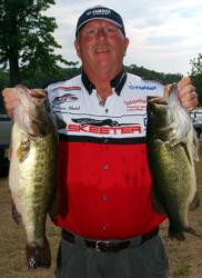 Pro Bruce Neal of Manheim, Pa., caught 17 pounds, 15 ounces of bass and claimed fourth place with a two-day total of 33-15.