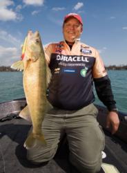 FLW Walleye Tour pro Paul Meleen uses Dipsy Divers, which work best with level-running lures or shallow-diving crankbaits, such as large minnow imitators.
