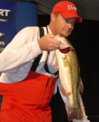 Brett Winborn of Alma, Ark., leads the Co-angler Division of the Wal-Mart Open on Beaver Lake after day one with a five bass limit for 11 pounds, 12 ounces.