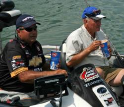 Chevy pro Kim Stricker said that moderating heat is a major concern during summer tournaments. Stricker and co-angler Max Allen cool off with rootbeer floats on the way back to his trailer.