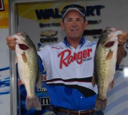 Kentucky lake legend Billy Schroeder of Paducah, Ky., has sacked up two 20-pound plus stringers over the last two days for a two-day total of 42 pounds, 8 ounces for second place.