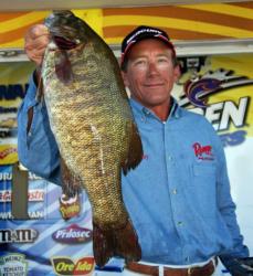 Charlie Hartley took Snickers Big Bass honors on the pro side with this 5-pound, 9-ounce smallmouth.