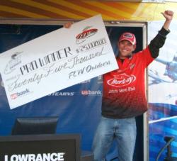 For winning the Stren Series Texas Division opener on Falcon Lake, Joe Don Setina earned $25,000 and a fully-equipped Ranger boat.