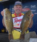 Pro Pete Gluszek grabbed the second place spot after day one with 19-12.