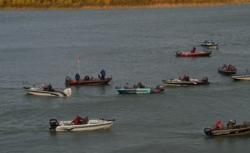FLW Walleye Tour Championship qualifiers eagerly await the start of day one on the Missouri River.