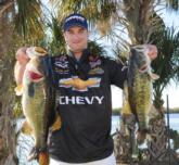 Chevy pro Anthony Gagliardi sight-fished an 8-pounder for 21-7 on day one.