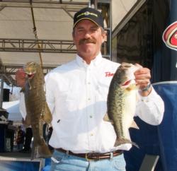 Second-place pro Ron Shuffield has a three-day total of 38 pounds, 15 ounces.