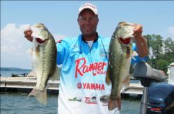 Pro leader Brent Long widened his lead Friday by catching 25 pounds, 4 ounces.