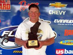 Ron Check of Priairie Du Chien, Wis., earned $2,100 as the Co-angler Division winner on the Mississippi River.