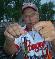 Ranger/Evinrude pro Daniel Welch found success dropshotting a tube on day one. He