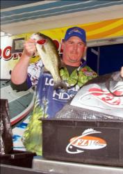 Jamie Ferdarko of Dubois, Pa., placed ninth in the Pro Division in the AFS Northern event on Erie.
