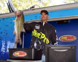 Pro Todd Castledine of Nacogdoches, Texas, is in second place at Sam Rayburn with 21-4.