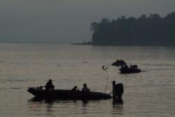EverStart anglers patiently await the start of takeoff on Toledo Bend.