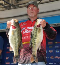 Keith Honeycutt of Temple, Texas leads the Co-angler Division of the Walmart FLW Tour Major on Lake Hartwell.