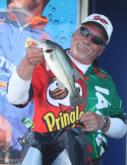 After blanking on day two, co-angler Terry Hollowell made a comeback on the final day and ended up third with a three-day catch of 23 pounds, 5 ounces.