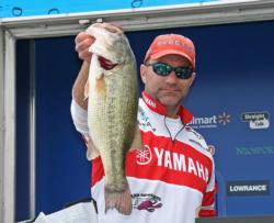 Fishing a Texas-rigged worm around shallow wood cover produced a third place for Louisiana pro Gary Vining.
