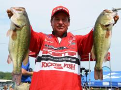 Pro Cody Bird caught 21 pounds, 7 ounces Thursday, which put him in seventh place.
