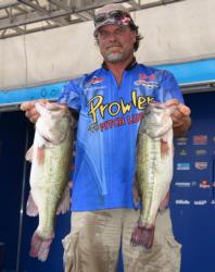 Pro Kevin Snider rallied to fourth on the strength of a 22-pound, 2-ounce stringer.