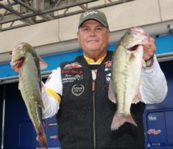 Lendell Martin of Nacogdoches, Texas, holds down the second place spot with 17 pounds, 11 ounces.