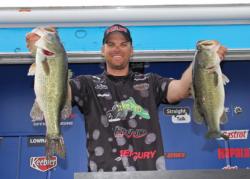 Trailing the lead by just 5 ounces, Texas pro Todd Castledine relied on one undisclosed bait all day.