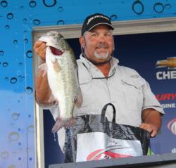 Fourth-place pro Lex Costas caught only three bass but they weighed a whopping 14-8.