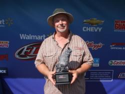 Co-angler Rex McTier of Endeavor, Wis., won the July 14 Great Lakes Division event on the Mississippi River with a total weight of 9 pounds, 7 ounces. For his efforts, McTier walked away with over $2,000 in prize money. 