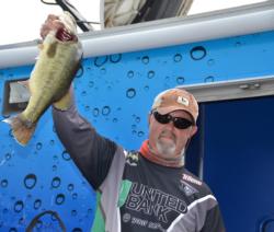 Day-one co-angler leader Russ Hamilton of Manassas, Va., finished the EverStart Potomac River event in second place overall.