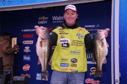 Scott Canterbury of Springville, Ala., is in fourth place after day one with 26-14.