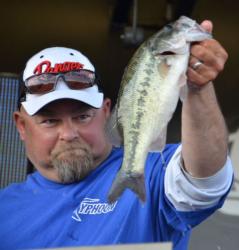 Co-angler Steve Sorrell of Beavercreek, Ohio, used a catch of 35-2 to finish the Pickwick Lake event in sixth place overall.