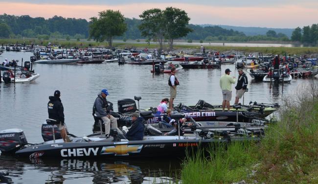 FLW Tour anglers patiently wait for the start of competition on Lake Eufaula. 