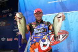 Despite a slow start to his day, Frosted Flakes pro Dave Lefebre worked his way into the fourth-place spot.