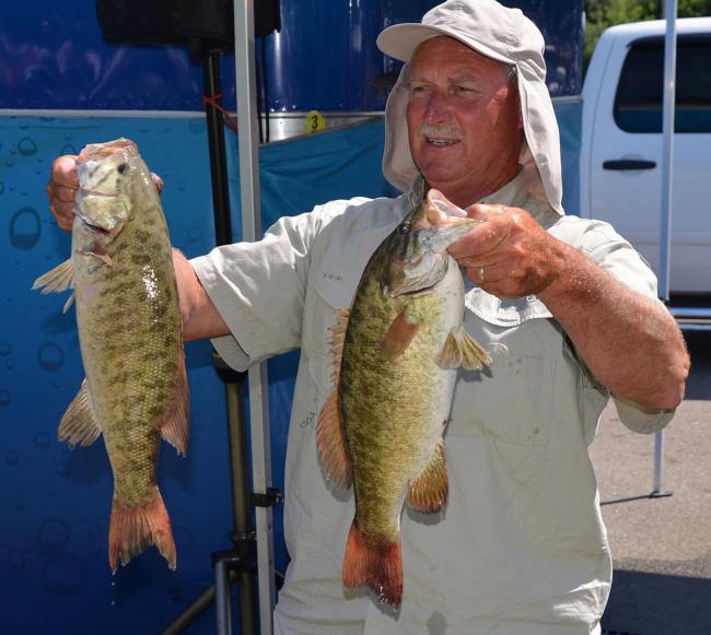 Rick Taylor rose to second place after catching a 21-pound, 4-ounce limit Friday.