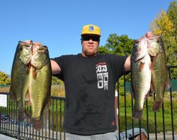 Mike Krnaich with four big Clear Lake bass that helped boost him to third with a five-bass total weight of 26-12.