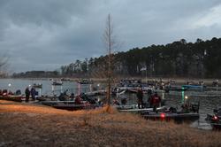Cold temperatures and clouds welcome the anglers on Sam Rayburn.
