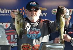 Dicky Newberry of Houston, Texas, landed 30-3 over two days to claim third place.