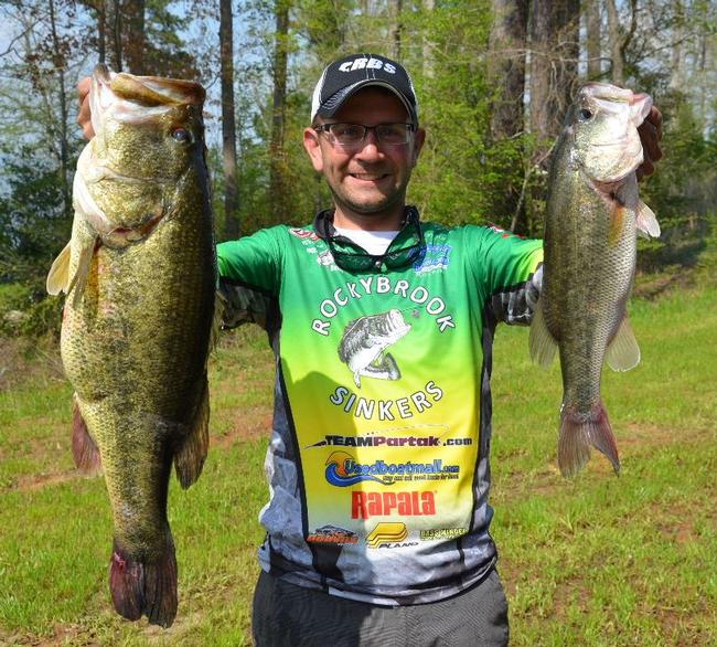 Bryan Partak only had 3-2 on Saturday, but the 10-pound, 2-ounce bass shown here -- the tournament